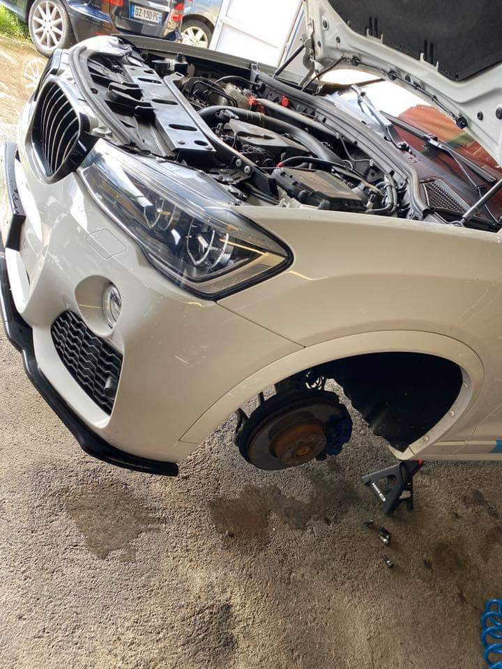 Garage sautron — photo 1