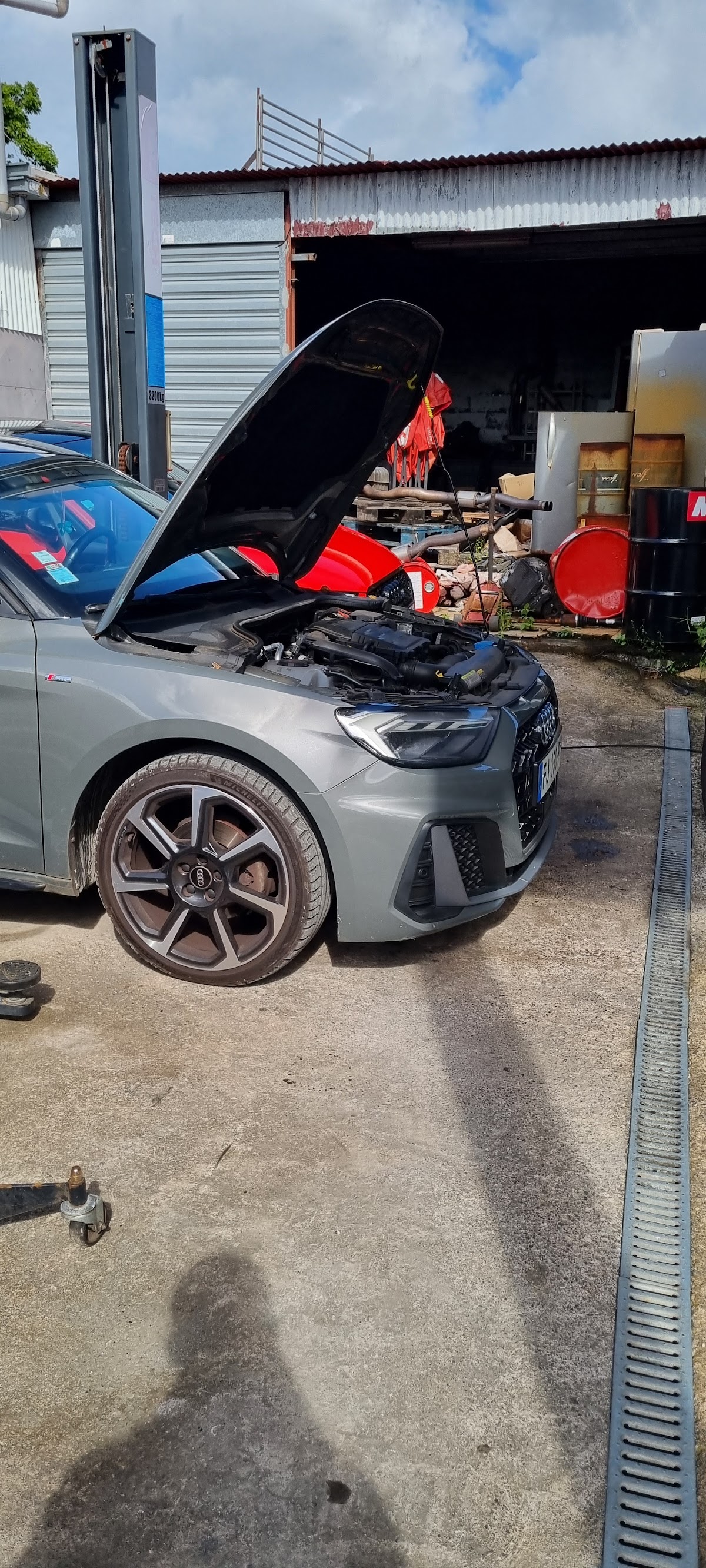 Garage sautron — photo 3